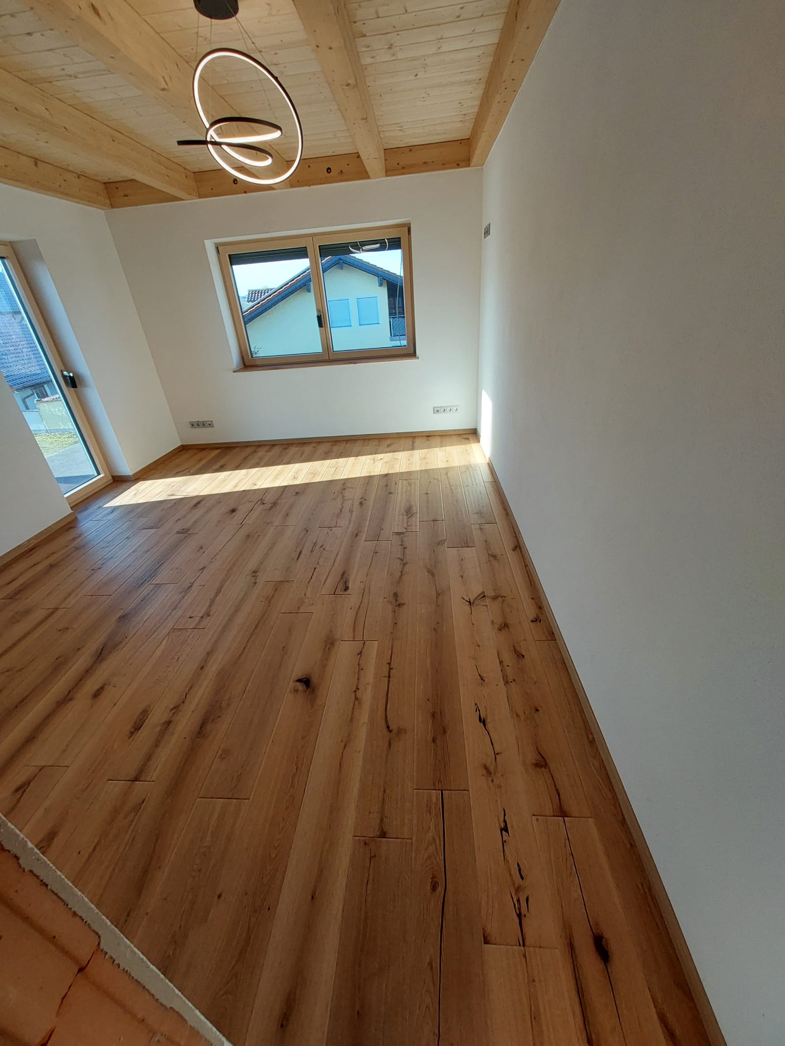 20251123 191207000 iOS 5