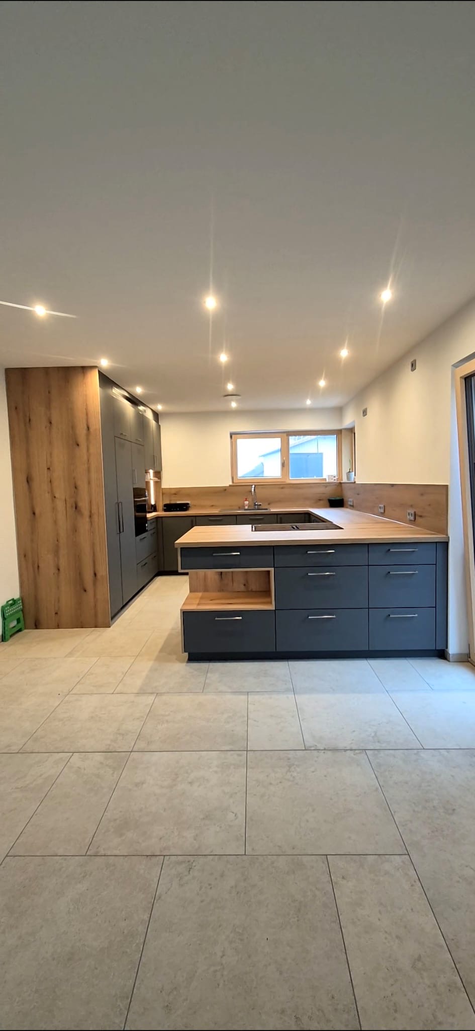 be30463a-6b99-4a28-a096-f71a4506fd53