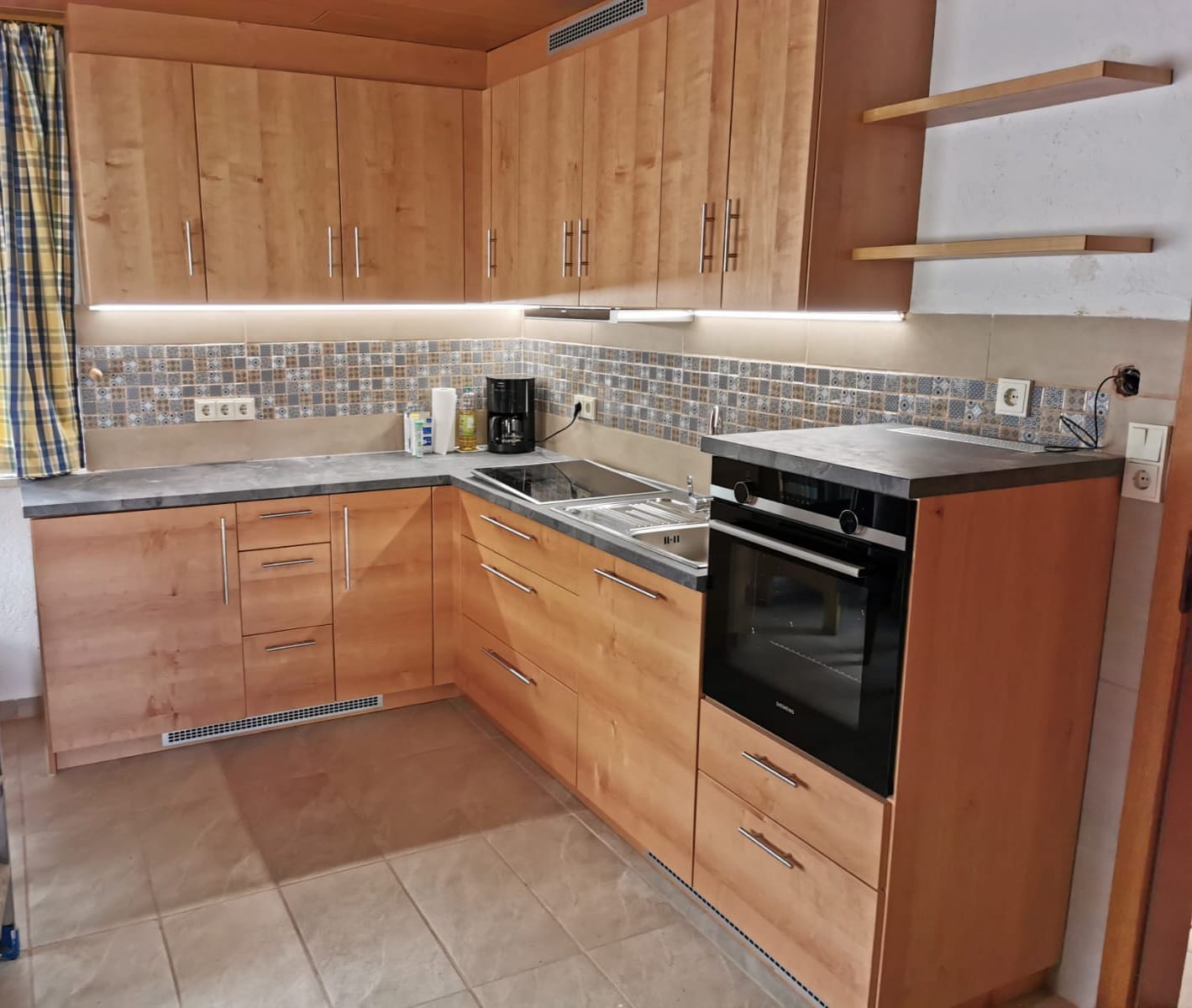 e797ba62-906a-4fee-81d9-169175a2b96d